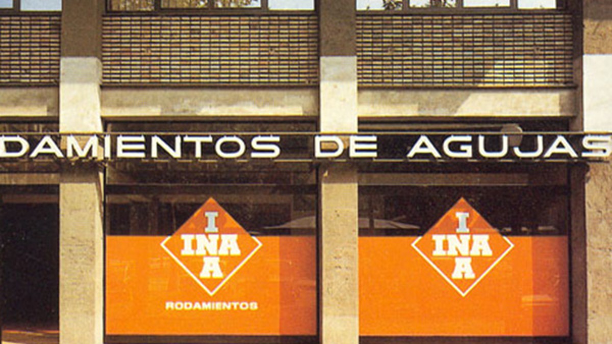 INA se constituye oficialmente bajo el nombre de INA Rodamientos de Agujas, s.a., con oficinas en el centro urbano de Barcelona.